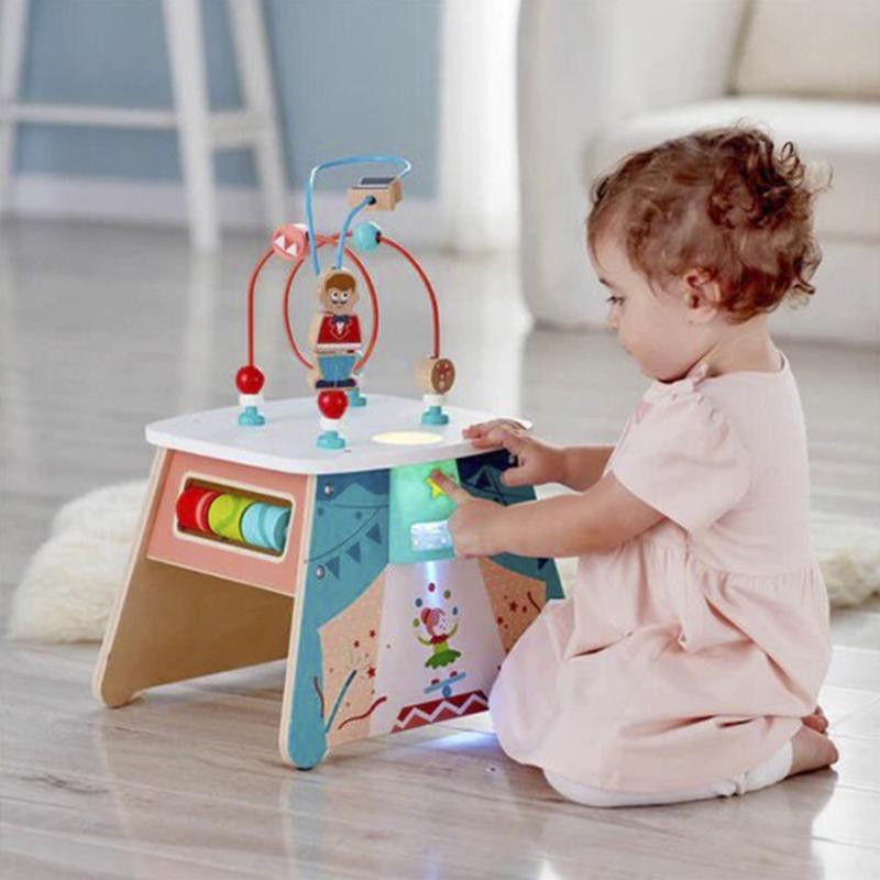 Hape - Light Up Circus Activity Cube