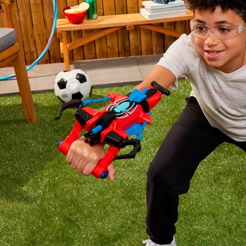 Nerf Marvel Spiderman Strike 'N Splash Blaster