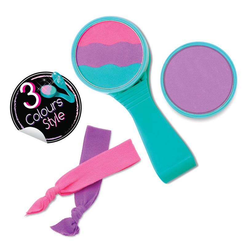 Tasia Hair Chalk Fashion