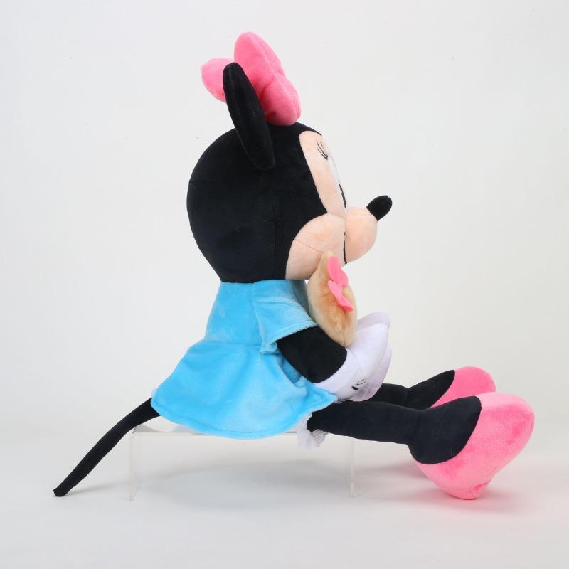 Disney Minnie Plush Hugs & Love 11inch
