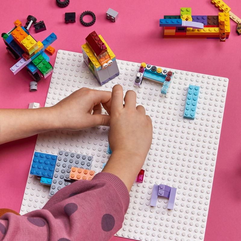Lego Classic White Baseplate