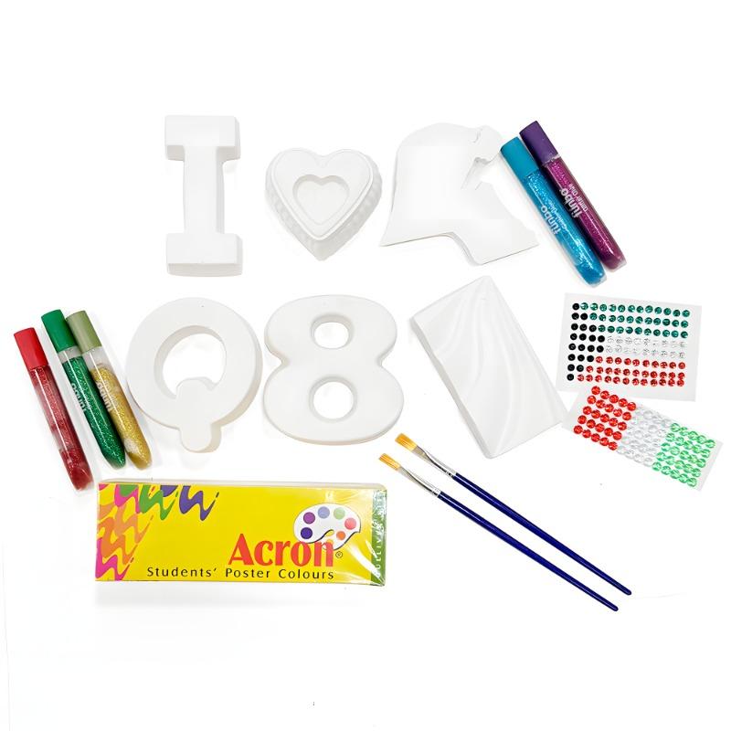 Arty Party National Day Box I Love Q8