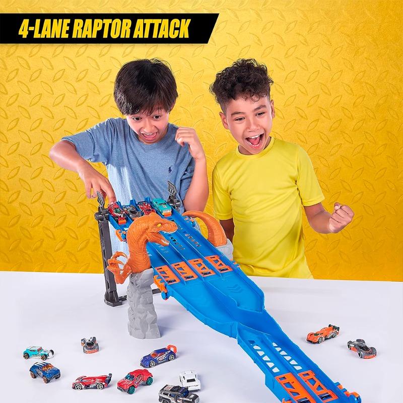 Metal Machines 4-Lane Raptor Attack Track Set