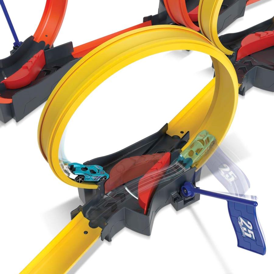 Hot wheels Multi Loop Race OFF
