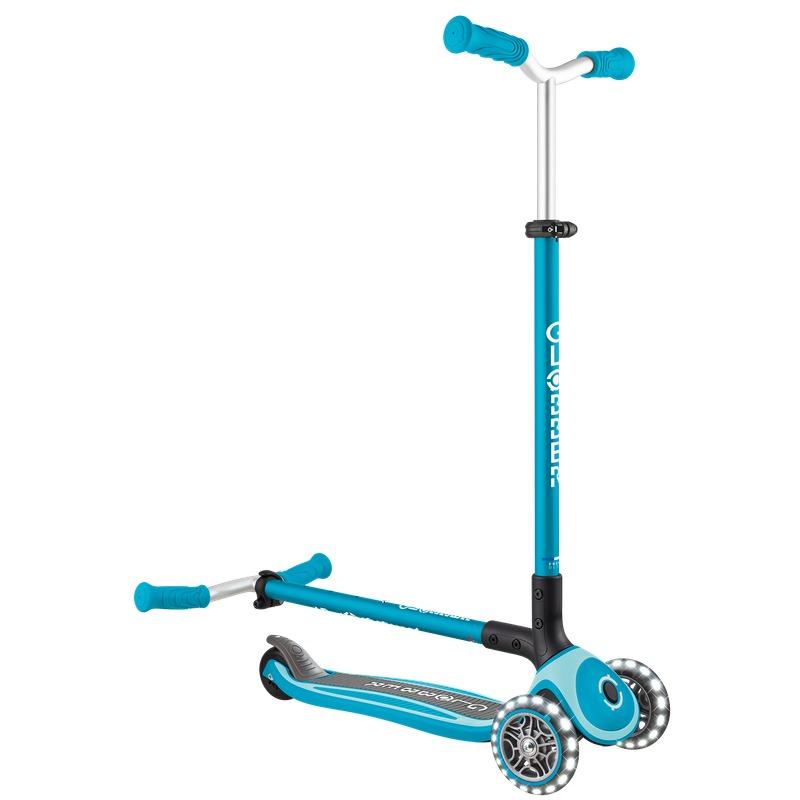 Globber Master Lights Kids Scooter with LED Flashing Wheels Aqua Blue