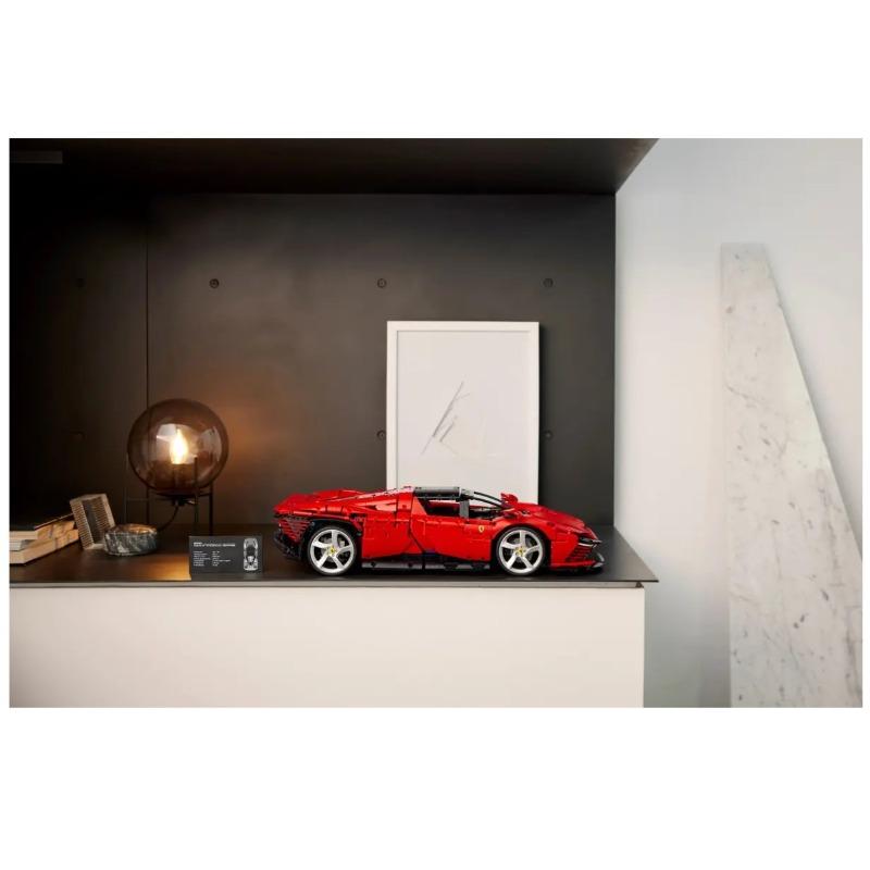 LEGO Ferrari Daytona SP3 - 3778 Pcs