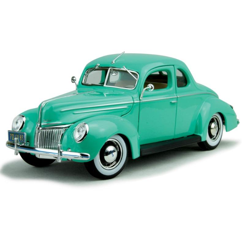 Maisto Scale Cast 1939 Ford Deluxe Coupe
