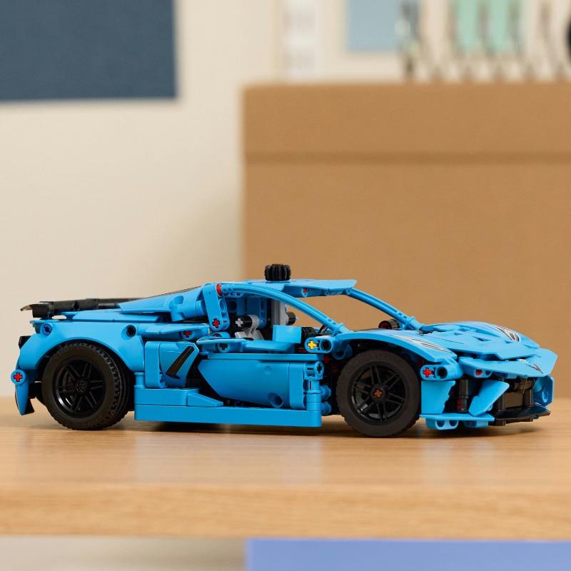 Lego Chevrolet Corvette Stingray 42217
