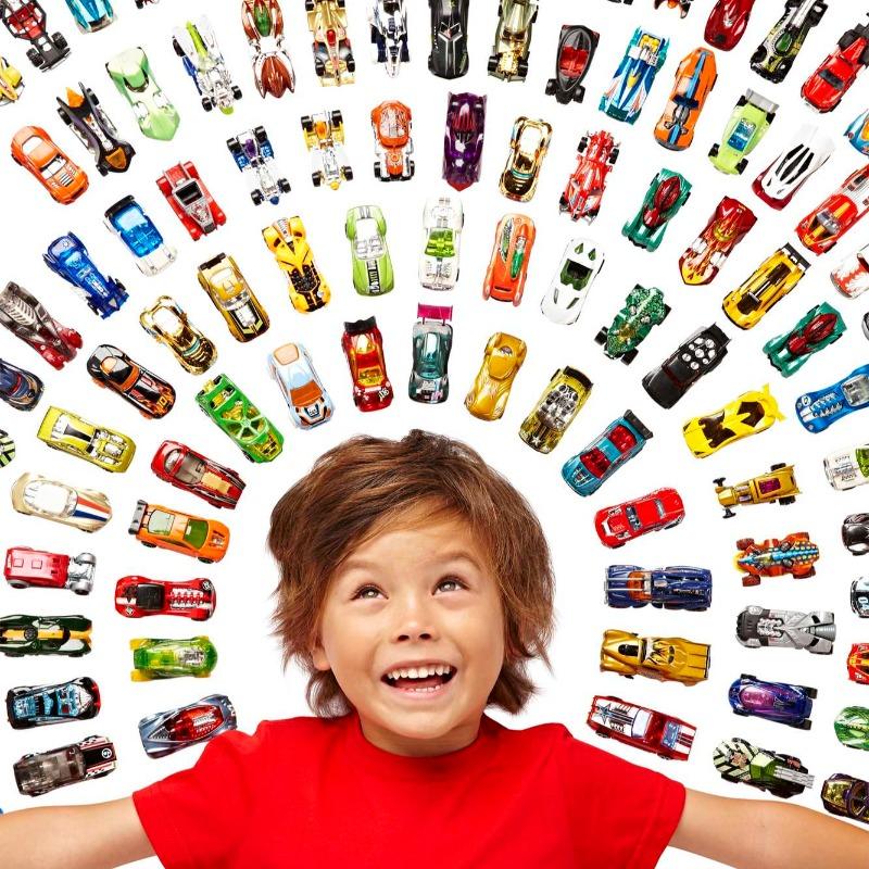 Hot Wheels 10 Car Gift Pack