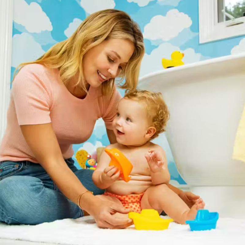 Munchkin Babys First Bath Gift Set
