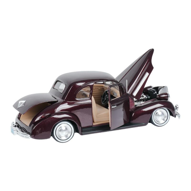 Chevrolet Classic 1 24