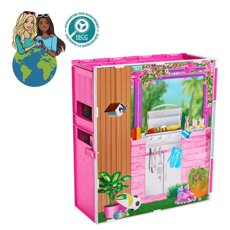 Barbie Dollhouse Playset with 4 Play Areas and 11 Decor Accessories
