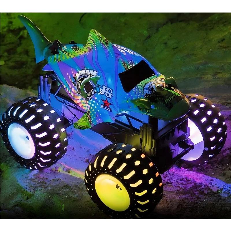 Thunder Trail 1:16 RC Off-Road Car with Light-Up Wheels
