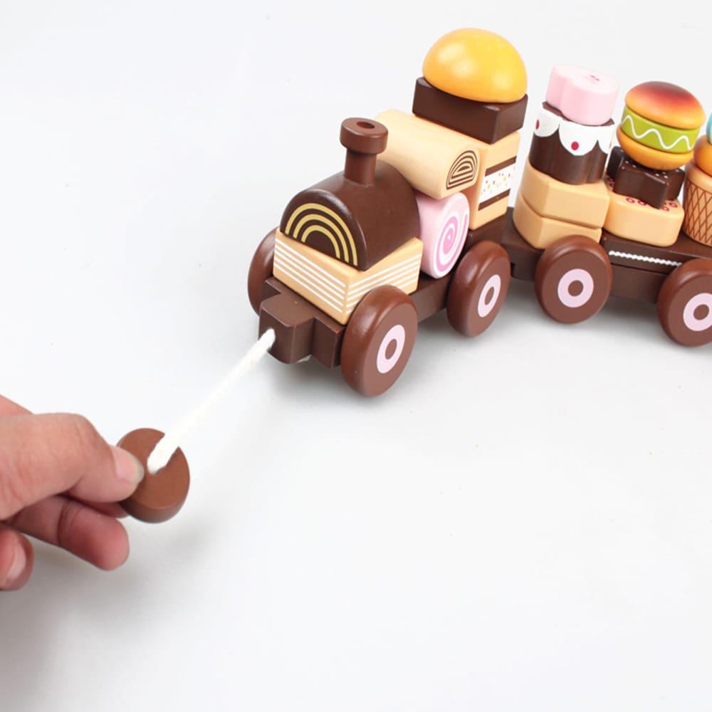 Beilaluna - Sweet Colorful Stacking Train