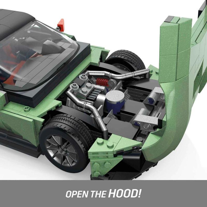 Mega Hot Wheels Aston Martin Vulcan