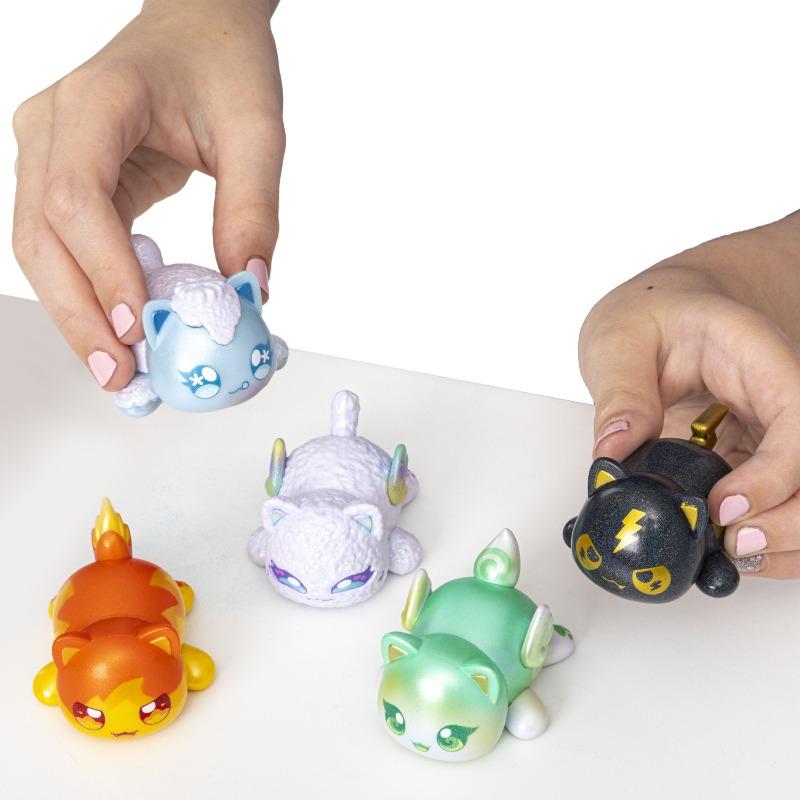 Aphmau Mystery MeeMeow Figures Multi-Pack – Elemental Glow Party
