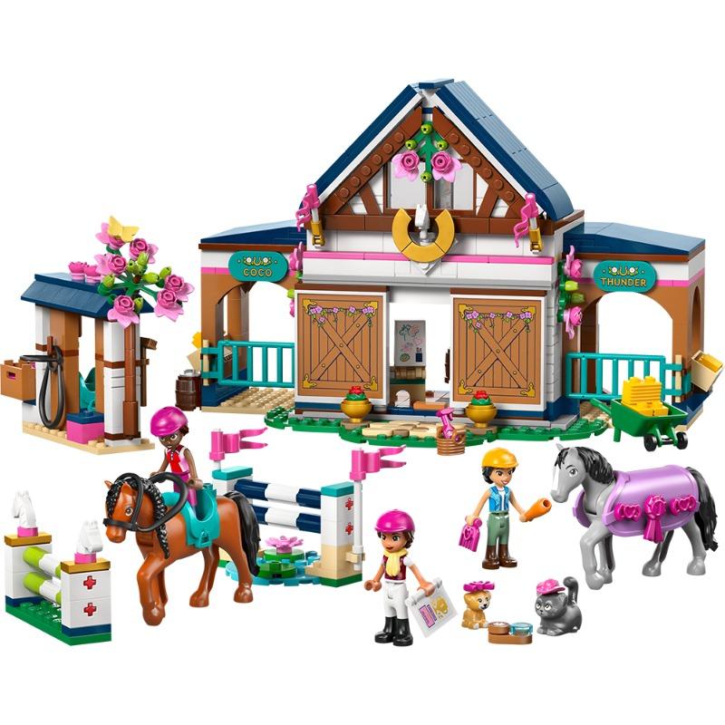 Horse Stable And Riding Academy 735 Pieces