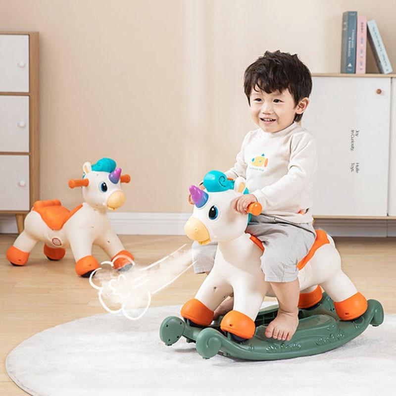 Hola 3 In I Rock and Ride Spray Unicorn
